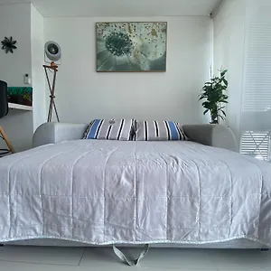 https://modern-well-equipped-4-ppl-condo-5-min-beach-walk.santamartahotels.net